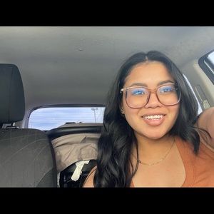 Meet your Posher, Martina